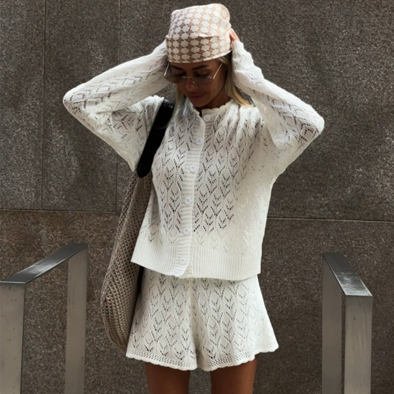 Tuularose Celana Pendek Rajut  - Knitted Cardigan Men ulasan dan harga